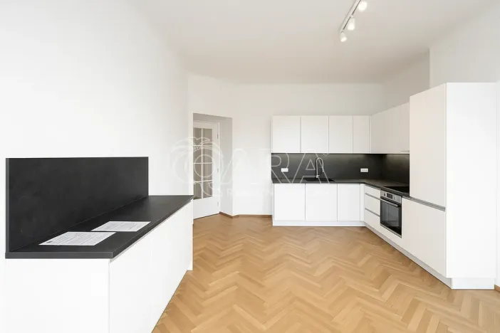 Pronájem kanceláře, Praha - Vinohrady, Polská, 147 m2