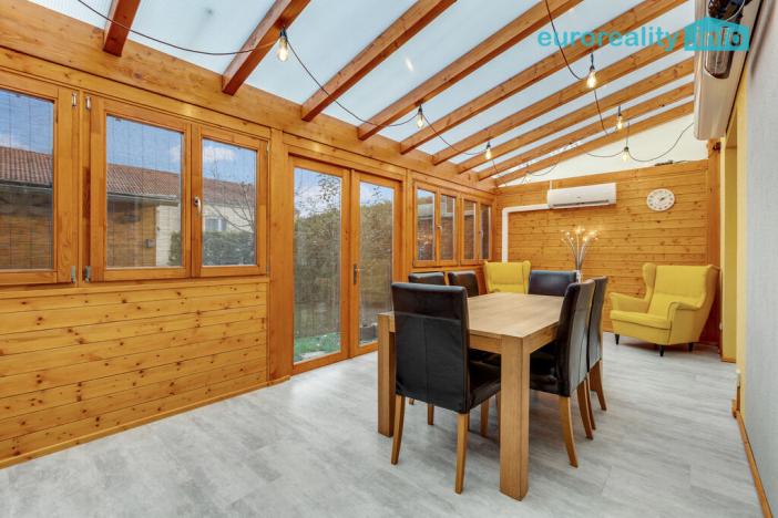 Prodej rodinného domu, Jinočany, Smetanova, 157 m2