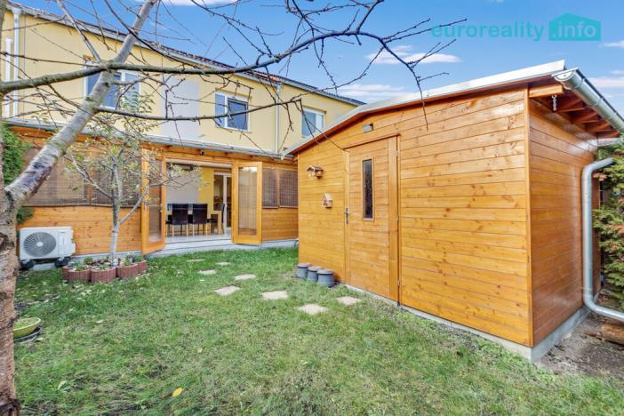 Prodej rodinného domu, Jinočany, Smetanova, 157 m2