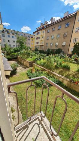 Pronájem bytu 1+kk, Praha - Nusle, Na Veselí, 40 m2