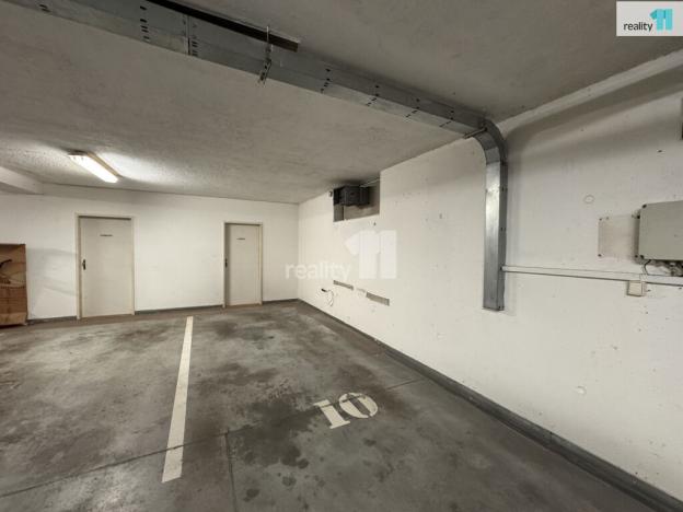 Pronájem bytu 1+kk, Praha - Libeň, Nad Okrouhlíkem, 45 m2