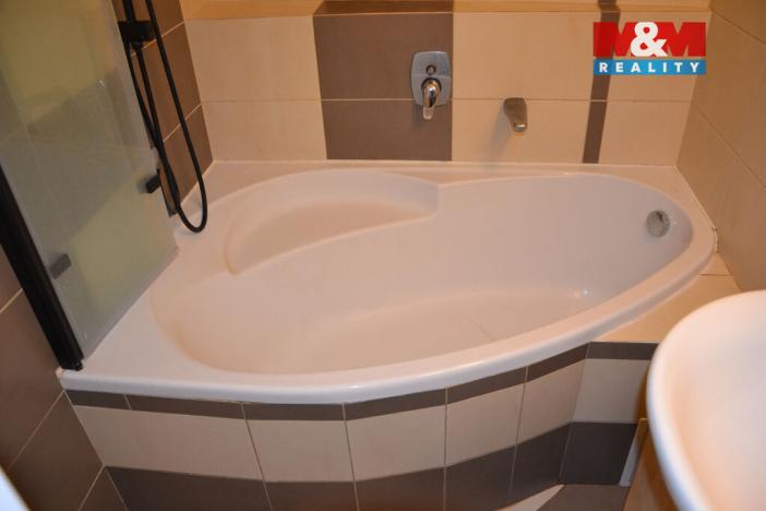 Prodej bytu 3+1, Jaroměř - Pražské Předměstí, Husova, 124 m2