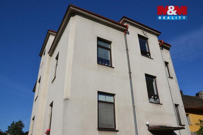 Prodej bytu 3+1, Jaroměř - Pražské Předměstí, Husova, 124 m2