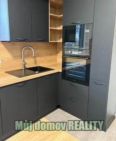 Pronájem bytu 3+kk, Praha - Prosek, Letňanská, 83 m2