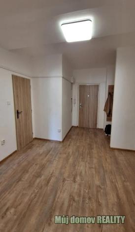 Pronájem bytu 2+1, Praha - Vinohrady, náměstí Jiřího z Lobkovic, 70 m2