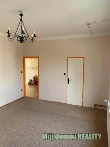 Pronájem bytu 3+1, Praha - Horní Počernice, Mezilesí, 100 m2