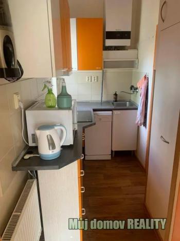 Pronájem bytu 3+1, Praha - Horní Počernice, Mezilesí, 100 m2