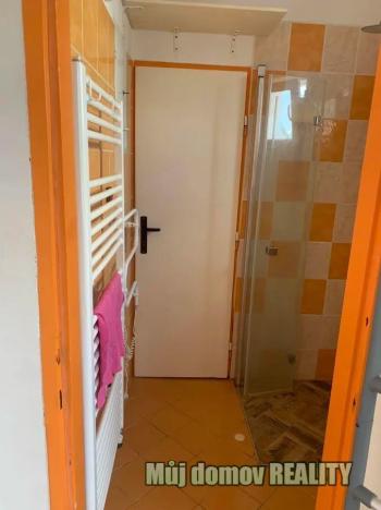 Pronájem bytu 3+1, Praha - Horní Počernice, Mezilesí, 100 m2