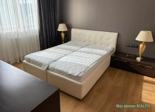 Pronájem bytu 3+kk, Praha - Vysočany, Ocelářská, 80 m2