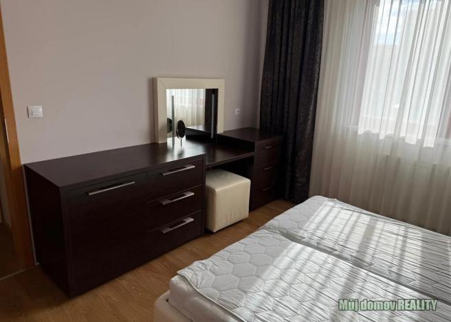 Pronájem bytu 3+kk, Praha - Vysočany, Ocelářská, 80 m2