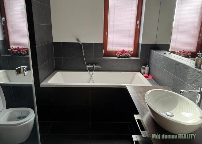 Pronájem bytu 3+kk, Praha - Vysočany, Ocelářská, 80 m2