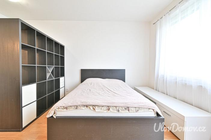 Prodej bytu 1+kk, Praha - Horní Měcholupy, Modenská, 35 m2