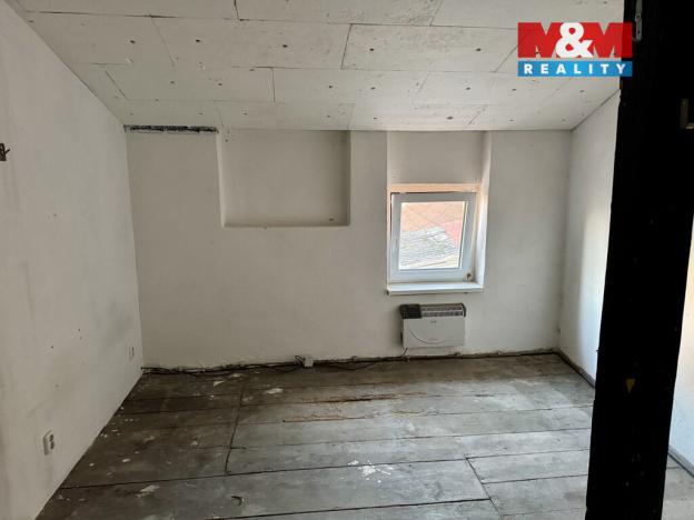 Pronájem skladu, Hostomice, Tyršovo náměstí, 220 m2