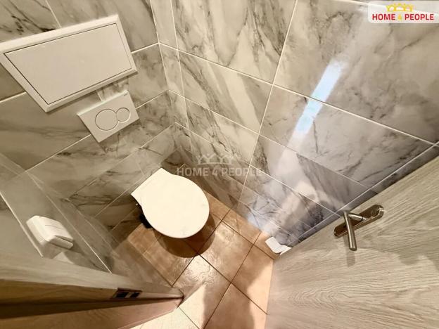 Pronájem bytu 3+kk, Praha - Libeň, Sokolovská, 55 m2