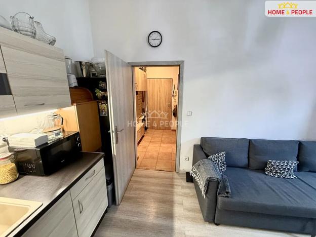 Pronájem bytu 3+kk, Praha - Libeň, Sokolovská, 55 m2