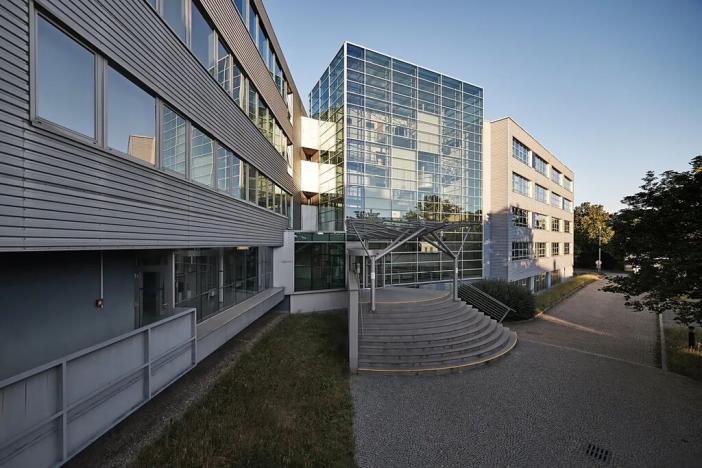 Pronájem kanceláře, Praha - Strašnice, Třebohostická, 122 m2