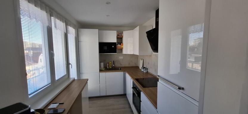 Prodej bytu 2+1, Slaný, Stehlíkova, 56 m2