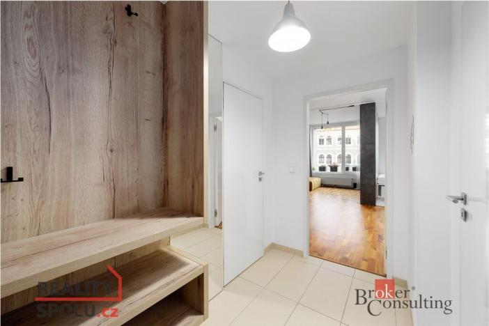 Pronájem bytu 2+kk, Praha - Smíchov, Švédská, 42 m2