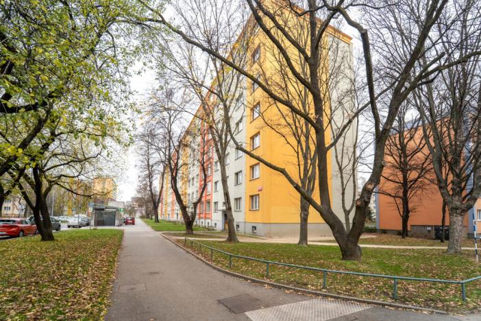 Pronájem bytu 2+1, Praha - Břevnov, Brunclíkova, 53 m2