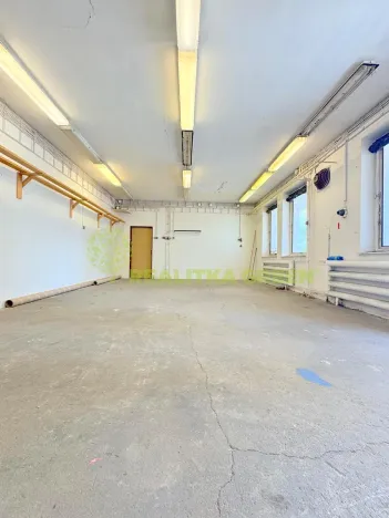 Pronájem výrobních prostor, Halenkov, 50 m2