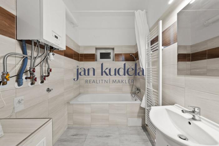 Pronájem bytu 3+1, Brno, Krkoškova, 85 m2