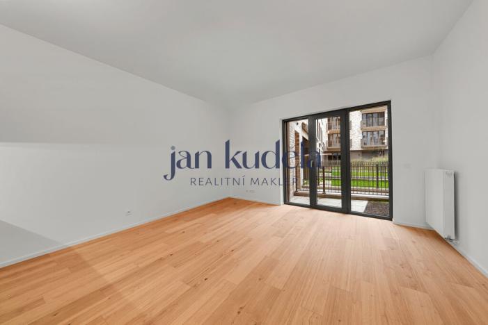 Pronájem bytu 1+kk, Brno, Bratislavská, 36 m2