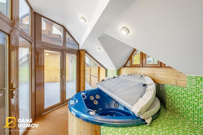 Prodej rodinného domu, Hodonín, Mírové nám., 279 m2