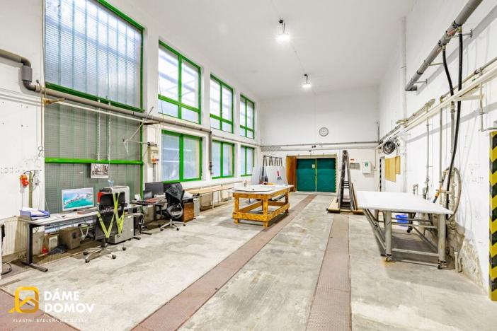 Prodej skladu, Zlín, 1153 m2