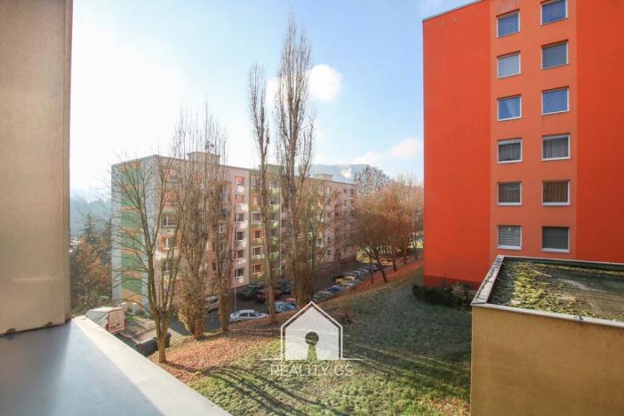 Prodej bytu 3+1, Jílové, Školní, 65 m2