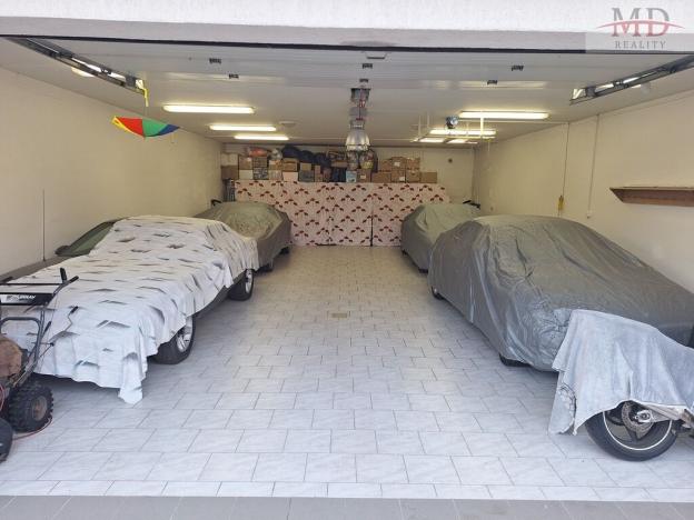 Prodej garáže, Chlumec, 105 m2