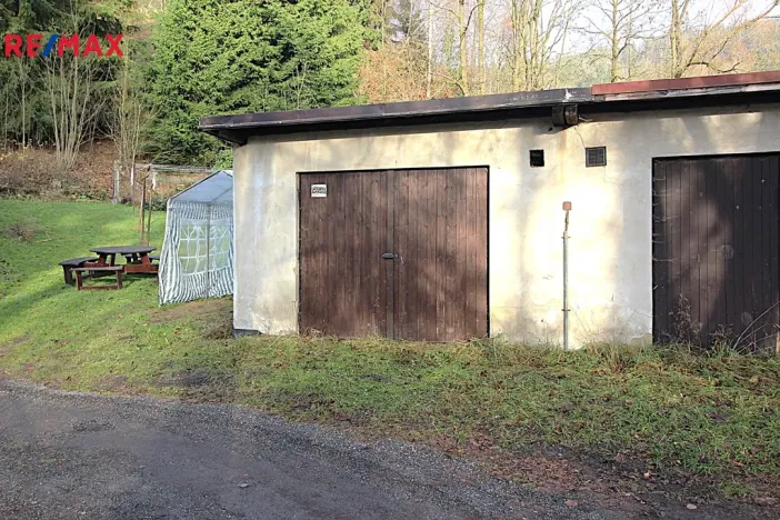 Prodej garáže, Desná, Schindlerova, 24 m2