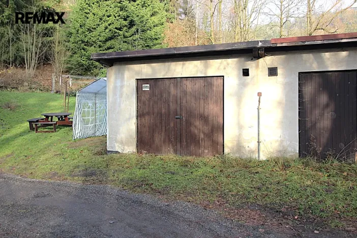 Prodej garáže, Desná, Schindlerova, 24 m2