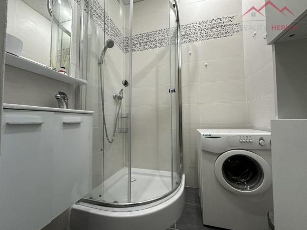 Pronájem bytu 1+1, Chomutov, Cihlářská, 34 m2