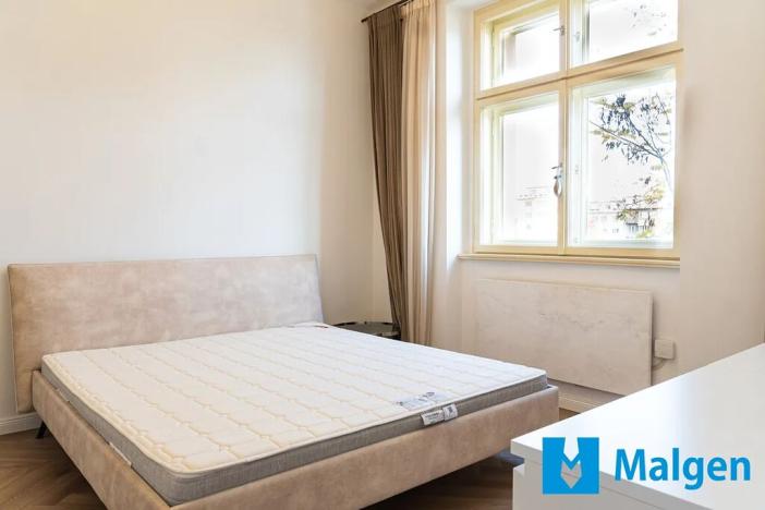 Prodej bytu 2+1, Praha - Vinohrady, náměstí Jiřího z Lobkovic, 72 m2