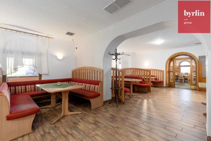 Prodej ubytování, Krnov - Pod Cvilínem, V Zálesí, 820 m2