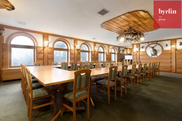 Prodej ubytování, Krnov - Pod Cvilínem, V Zálesí, 820 m2