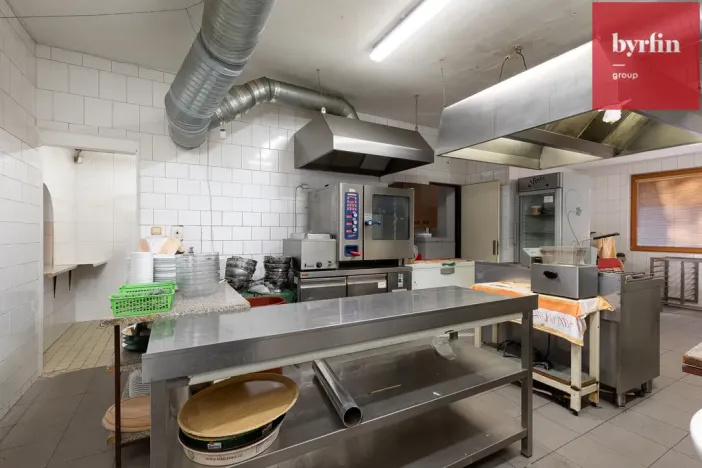 Prodej ubytování, Krnov - Pod Cvilínem, V Zálesí, 820 m2