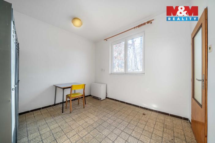 Pronájem skladu, Tisová - Hlinné, 1000 m2