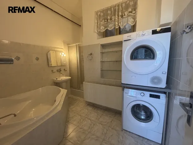 Prodej bytu 4+1, Znojmo, Vídeňská třída, 135 m2