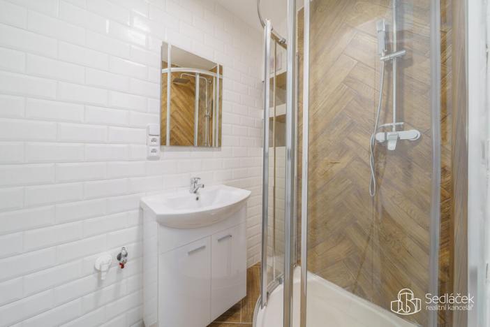 Prodej bytu 3+1, Sokolov, Slavíčkova, 66 m2