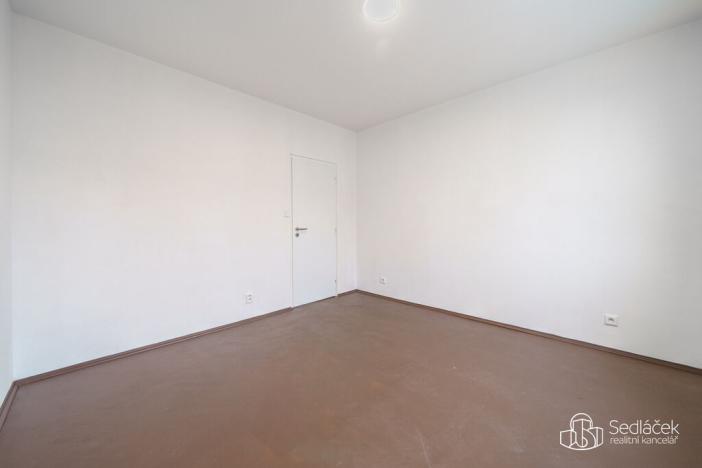 Prodej bytu 3+1, Sokolov, Slavíčkova, 66 m2