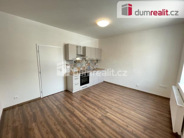 Pronájem bytu 2+kk, Jílové, Mírové nám., 40 m2
