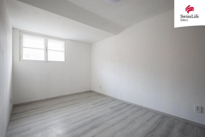 Prodej bytu 2+kk, Jimramov, náměstí Jana Karafiáta, 36 m2