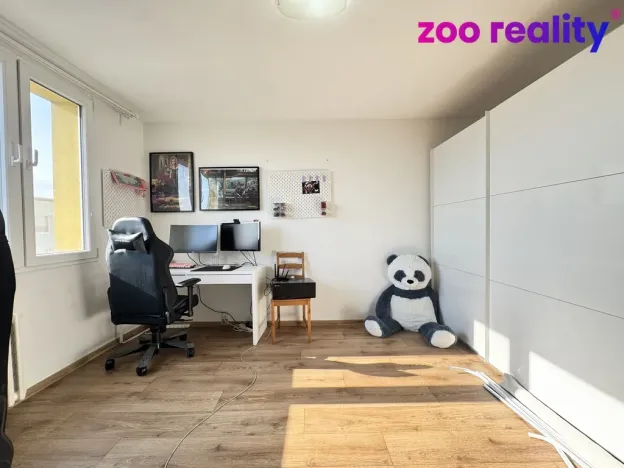 Prodej bytu 3+1, Chomutov, Vítězslava Nezvala, 66 m2