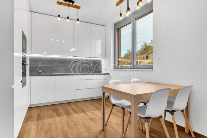 Pronájem bytu 2+kk, Praha - Jinonice, Kačírkova, 52 m2