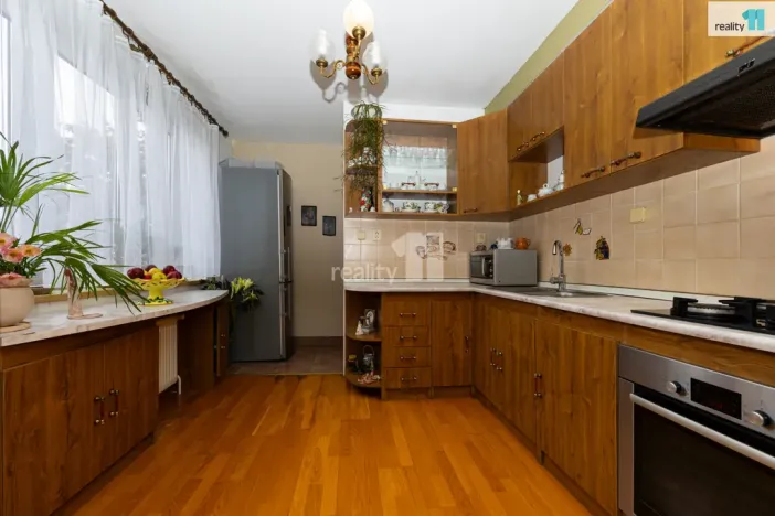 Prodej bytu 3+kk, Praha - Suchdol, Kamýcká, 151 m2