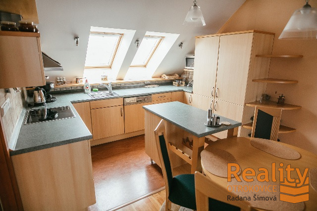 Pronájem bytu 3+kk, Otrokovice, nám. 3. května, 110 m2