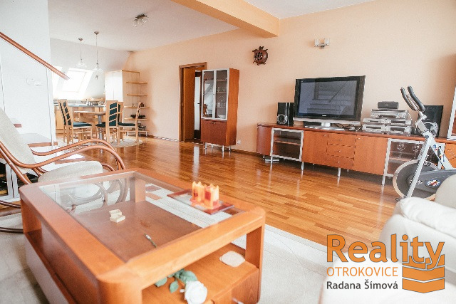 Pronájem bytu 3+kk, Otrokovice, nám. 3. května, 110 m2