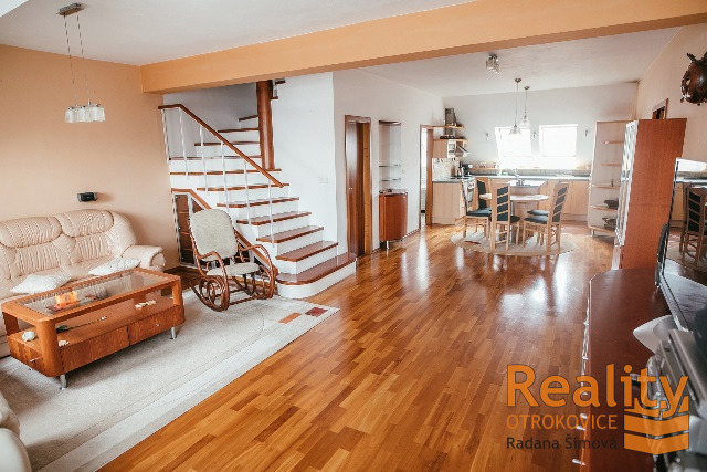 Pronájem bytu 3+kk, Otrokovice, nám. 3. května, 110 m2