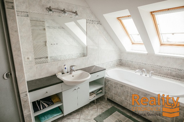 Pronájem bytu 3+kk, Otrokovice, nám. 3. května, 110 m2